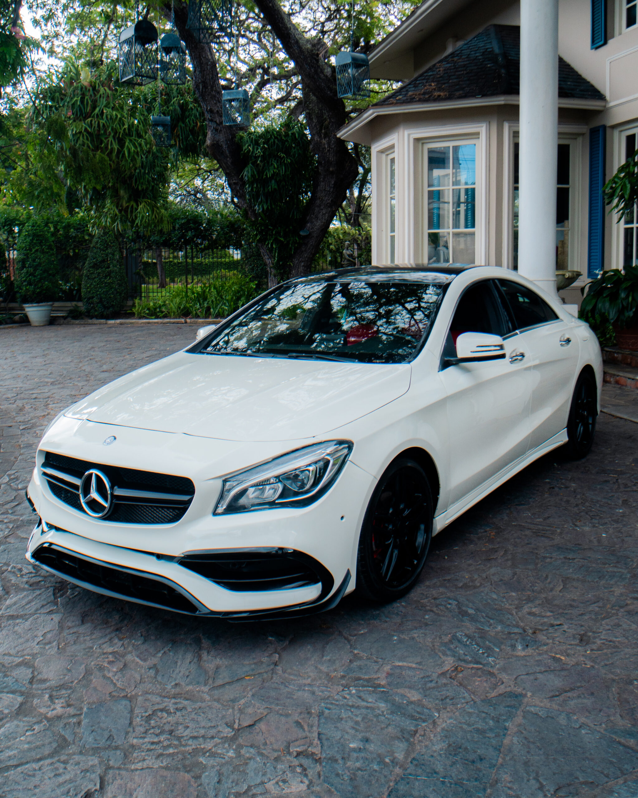 MERCEDES BENZ 2017 CLA 180 - foto 1